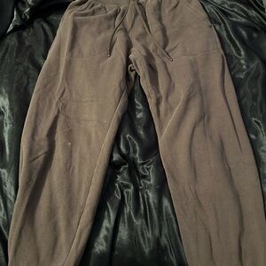 Woman’s Brown Sweatpants